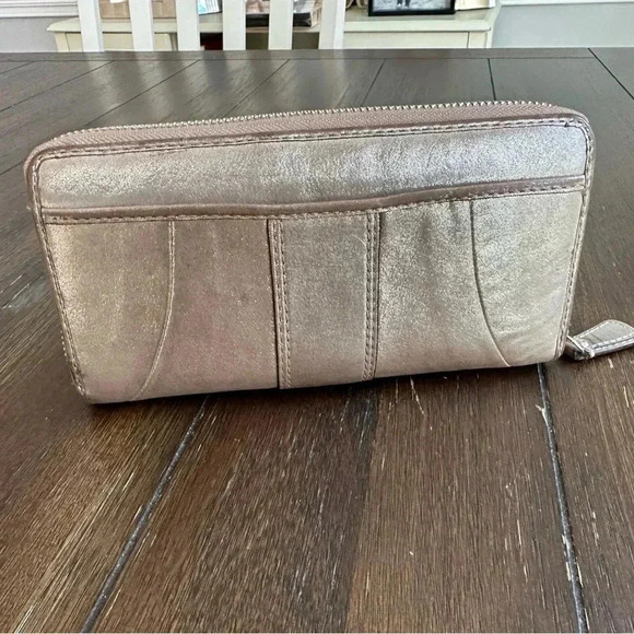 Coach Soho continental wallet - Picture 2 of 14